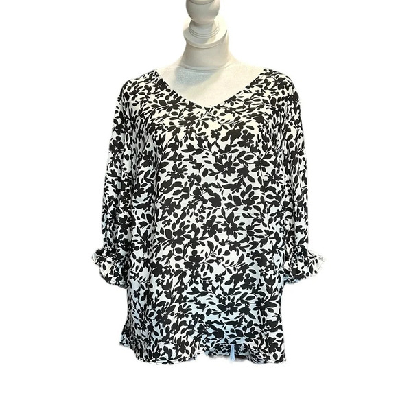 Well Worn women's size XXL white and black floral blouse 3/4 sleeve, new no tag - Picture 1 of 5